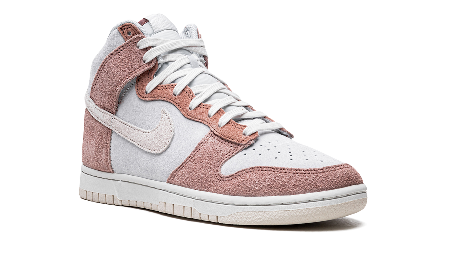 Dunk High "Fossil Rose" DH7576 400