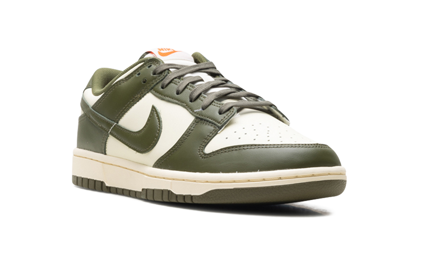 Dunk Low "Rough Green" IH0245 113