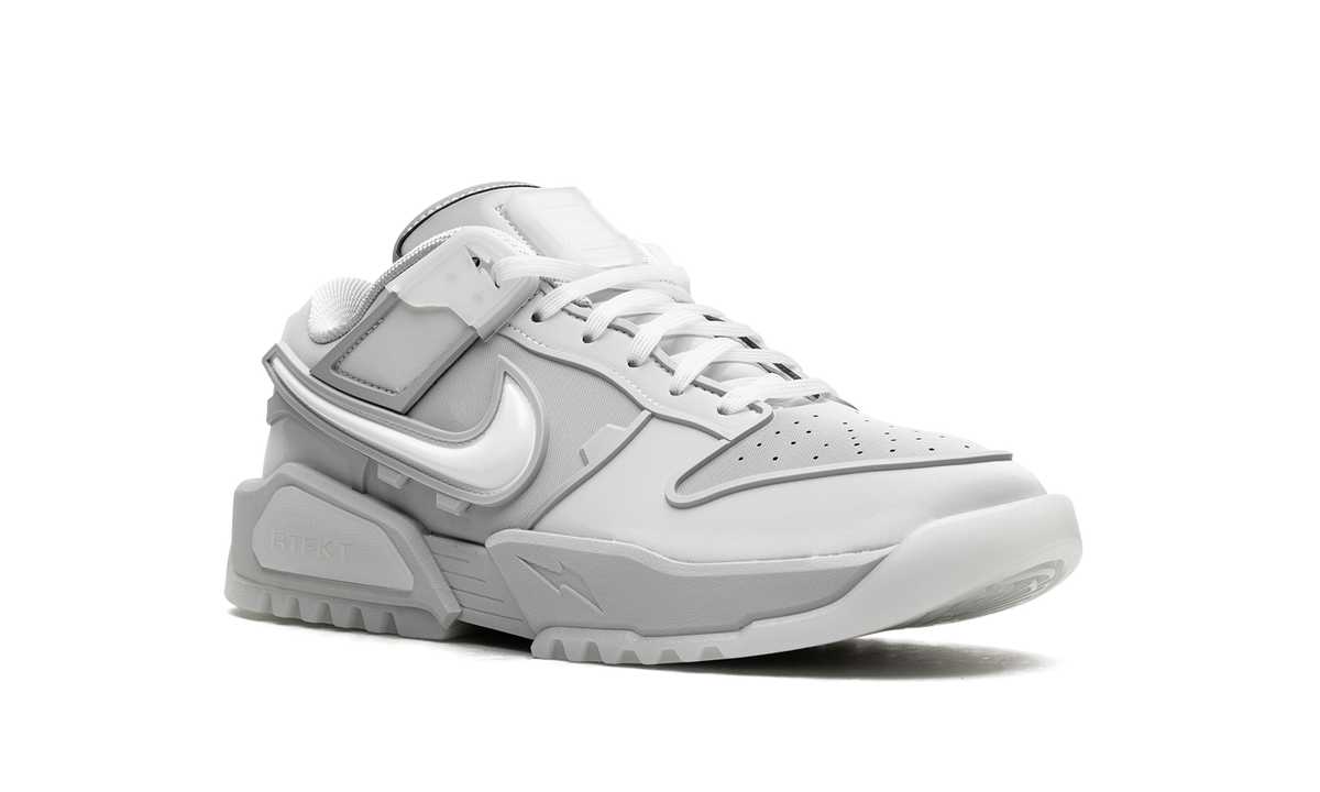Dunk Genesis Low "RTFKT Ghost (Edition of 8461)" HQ3034 001