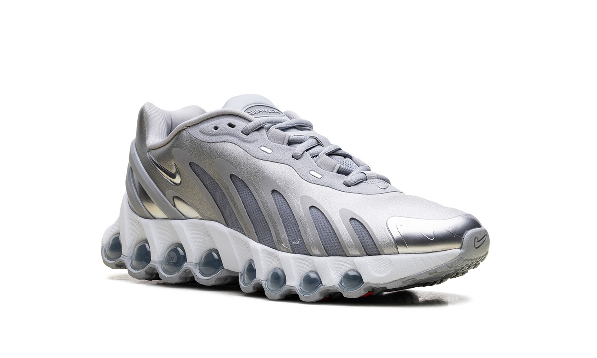 Air Max DN8 "Wolf Grey / Metallic Silver" HF5509 001