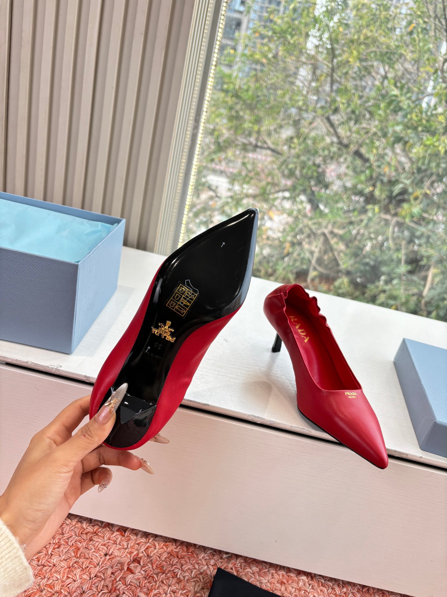 Prada Pointed-Toe Pumps Red Leather 604169