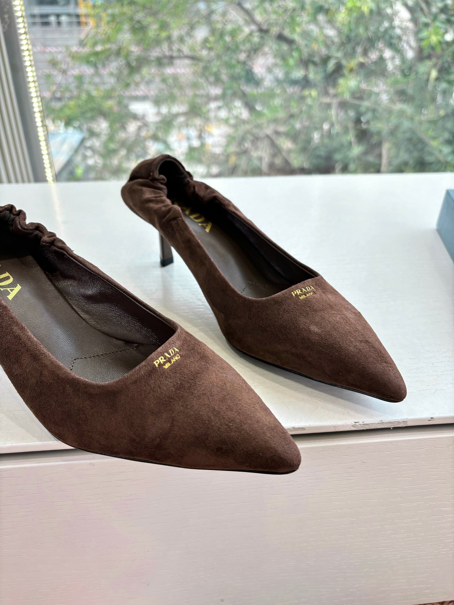 Prada Pointed-Toe Pumps Brown Suede 604173