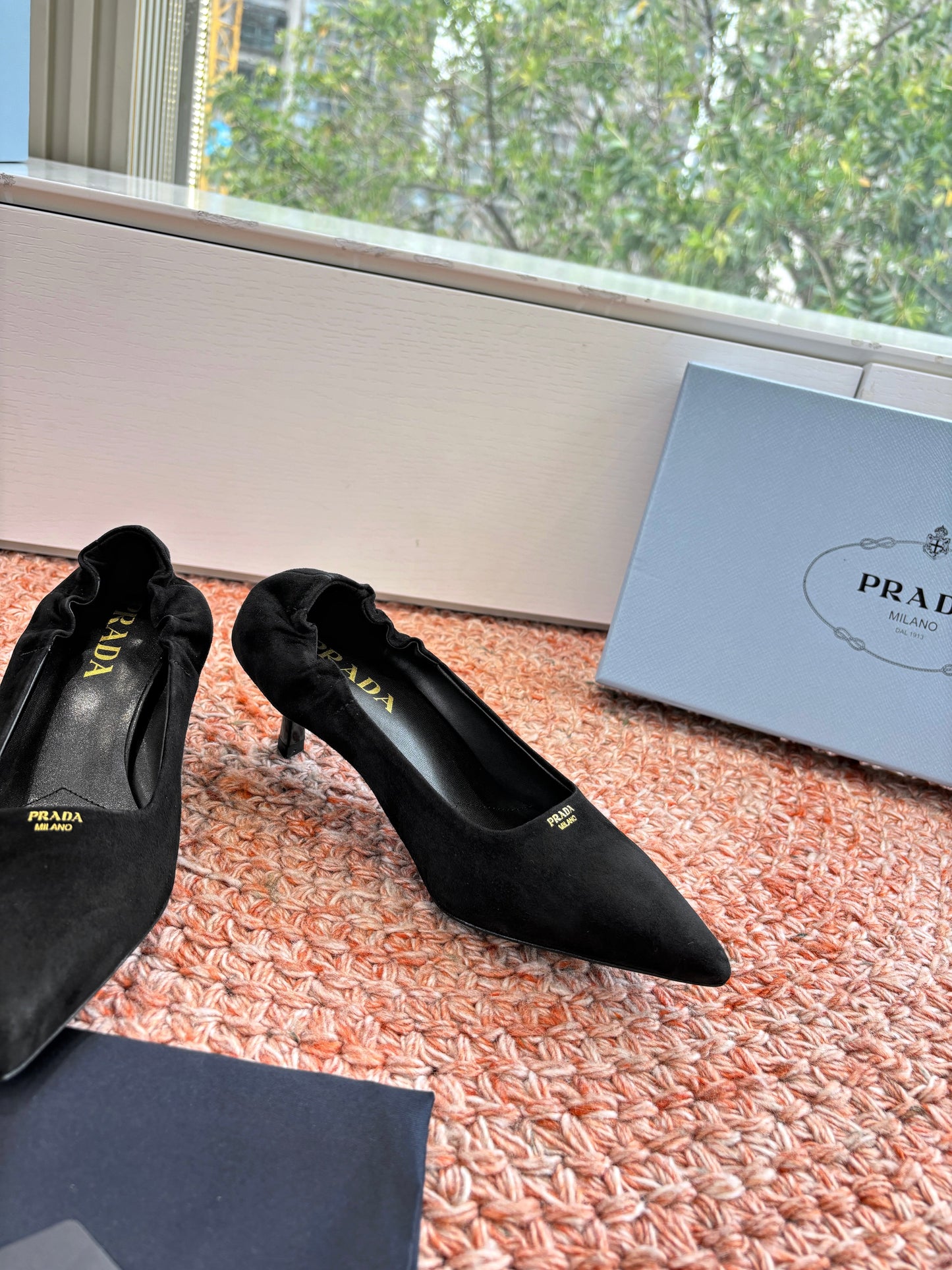 Prada Pointed-Toe Pumps Black Suede 604175