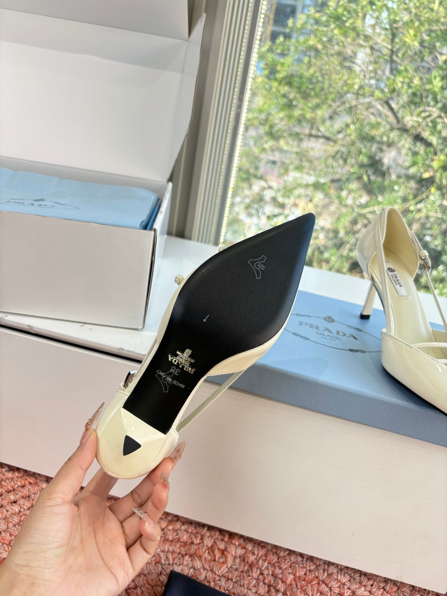 Prada G887 26s Slingback Cream Patent Leather 604188