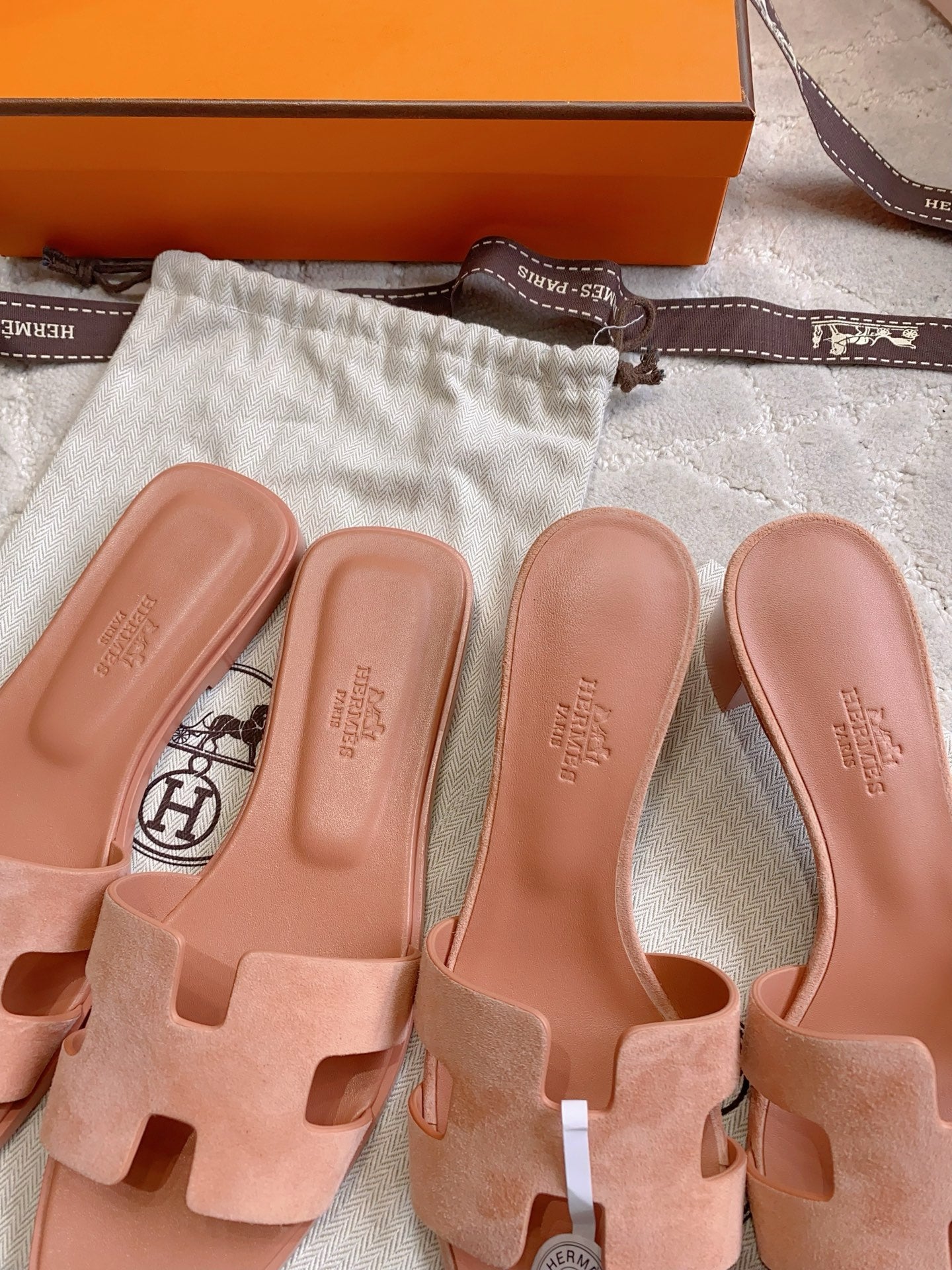 HM 26s Oran Sandal Argyle Rose Suede 724290