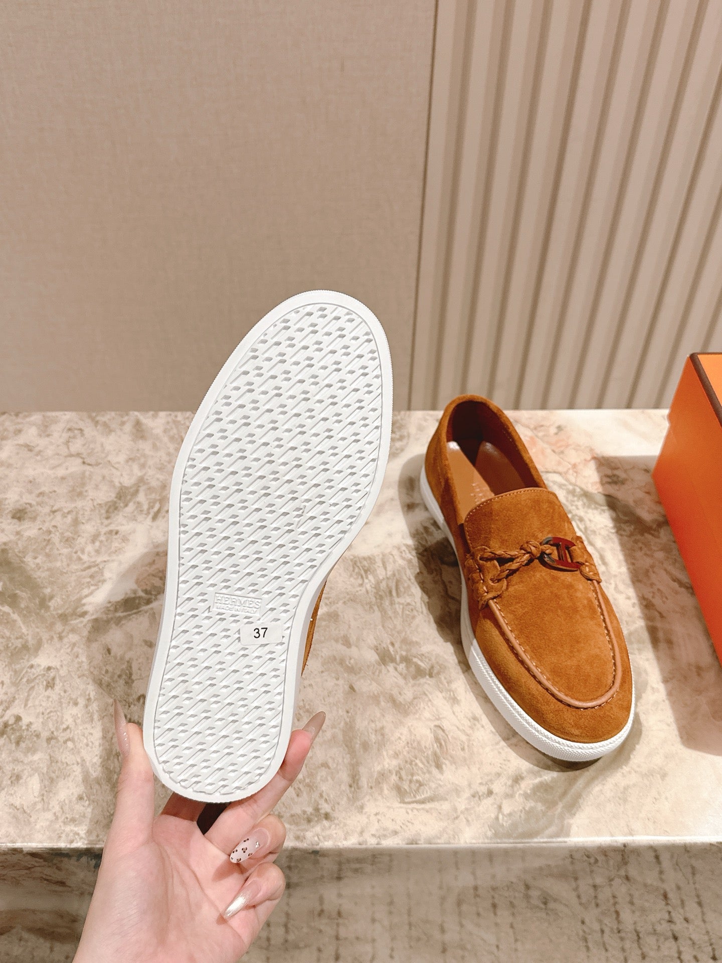 HM 25s Ignacio Loafer Caramel Suede Rubber 445341