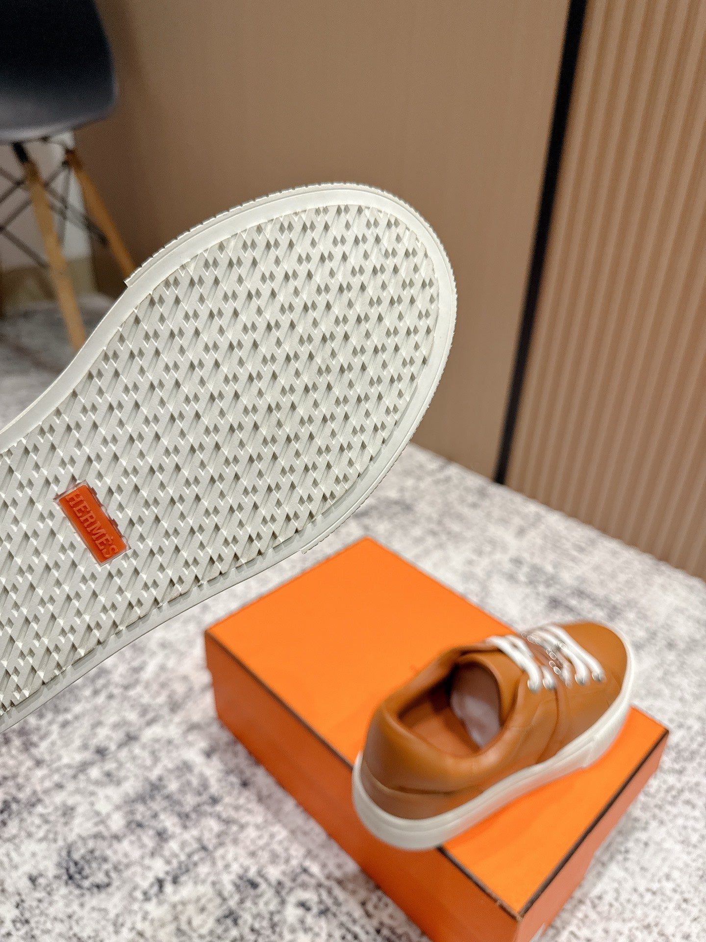 HM Casual Sneakers Sliver Buckle Brown Leather