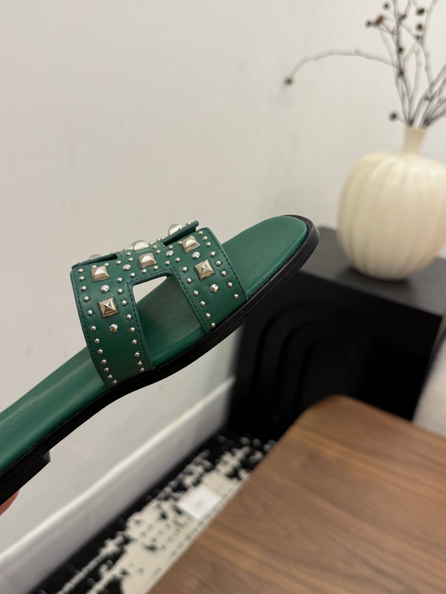 HM 26s Oran Studded Sandals In Emerald Green Calfskin