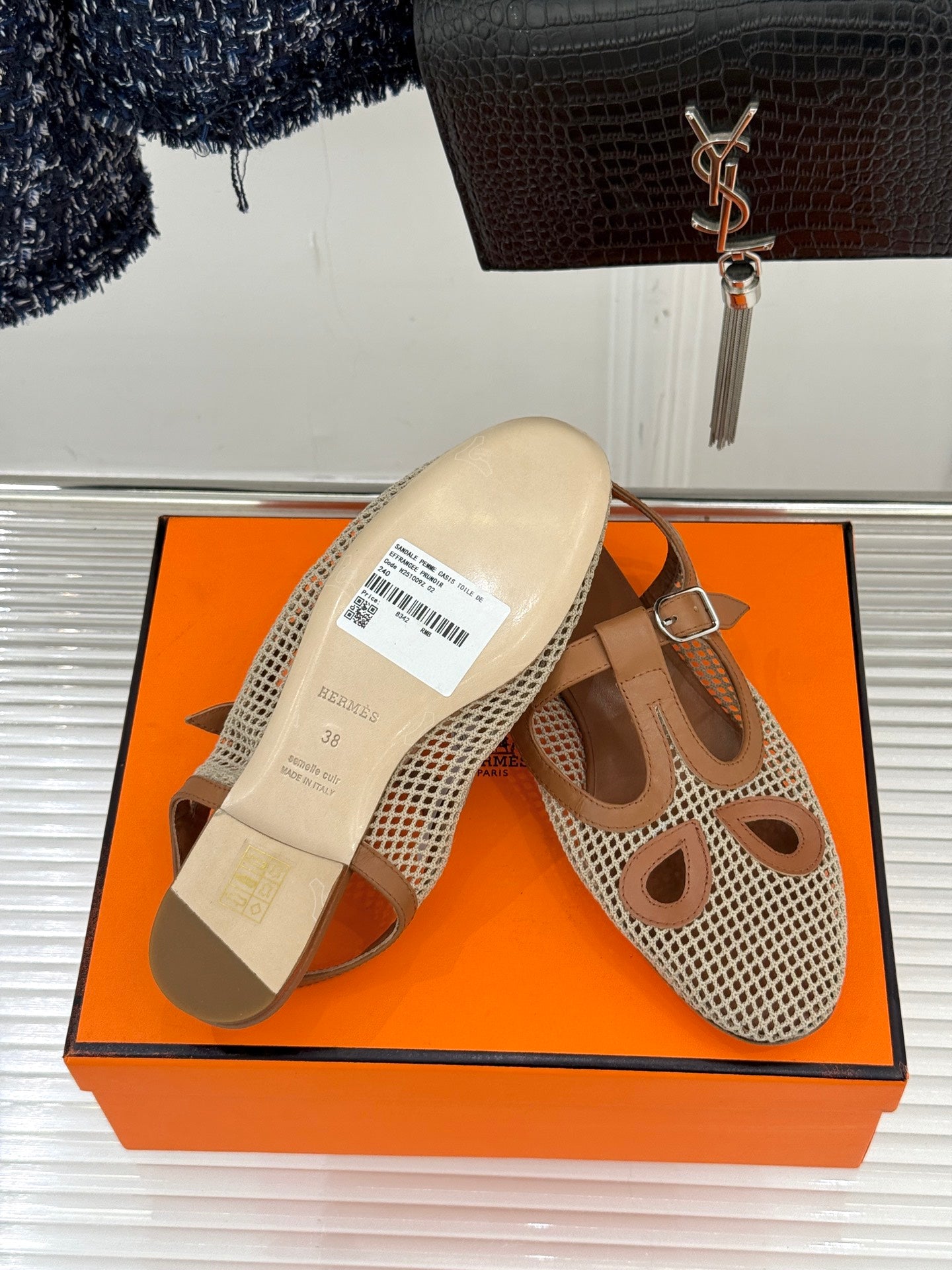 HM 25WF Flat Sandals Mesh Cutout Brown Calfskin 571919