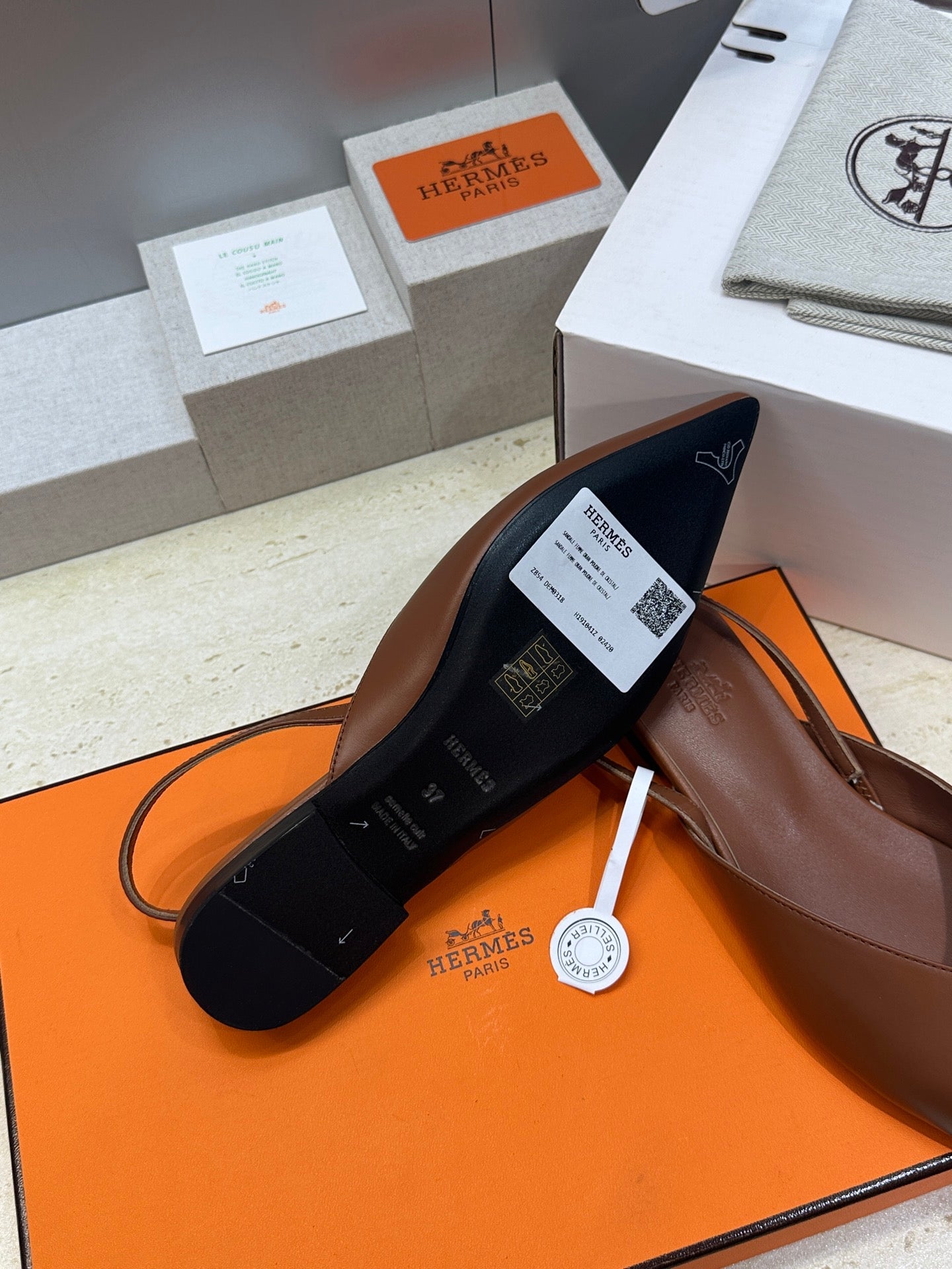 HM Nicoletta Slingback Flat Brown Calfskin 830185
