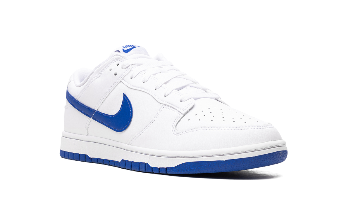 Dunk Low "Hyper Royal" DV0831 104