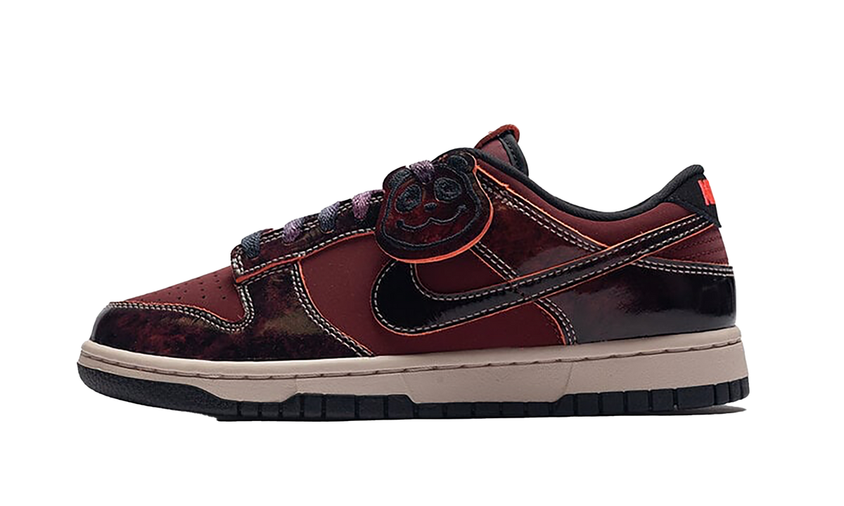 Dunk Low SE "Red Panda" HQ1965 600
