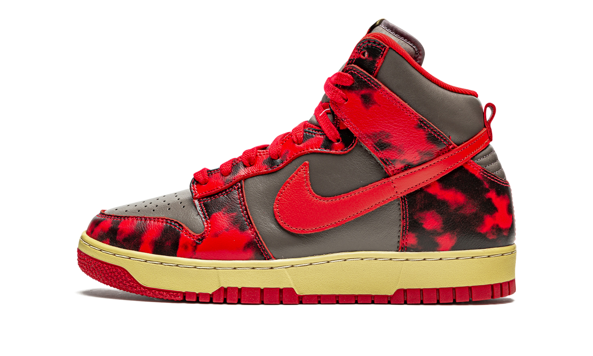 Dunk High 1985 SP "Acid Wash - Red" DD9404 600