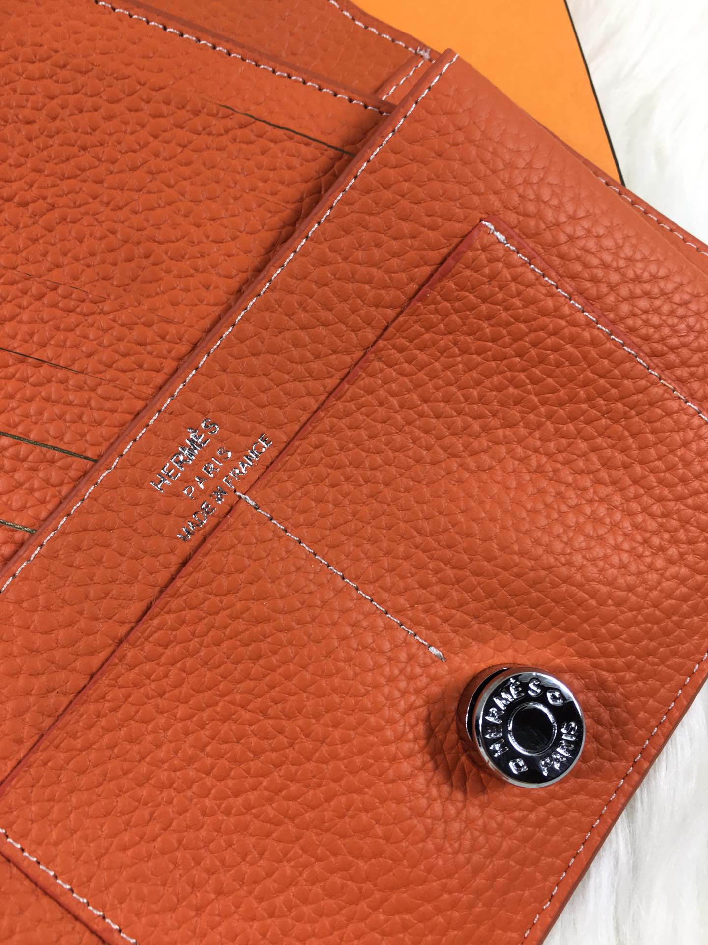 HM Dogon Wallet 20 Orange Grained Calfskin