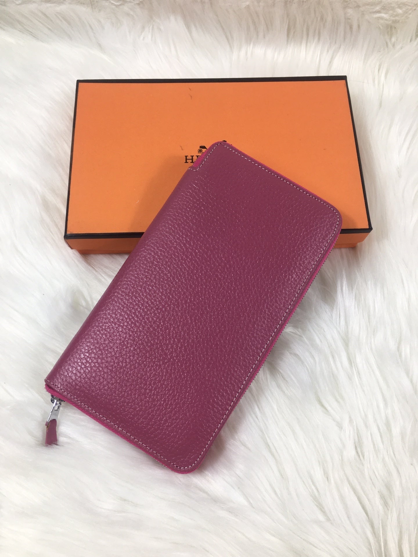 HM Silk'in Classic Wallet 20 Burgundy Grained Calfskin