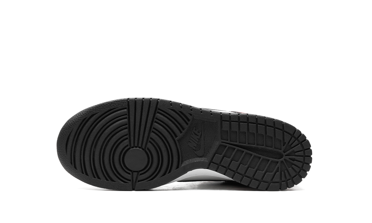 Dunk Low "Dark Team Red" FZ4352 600