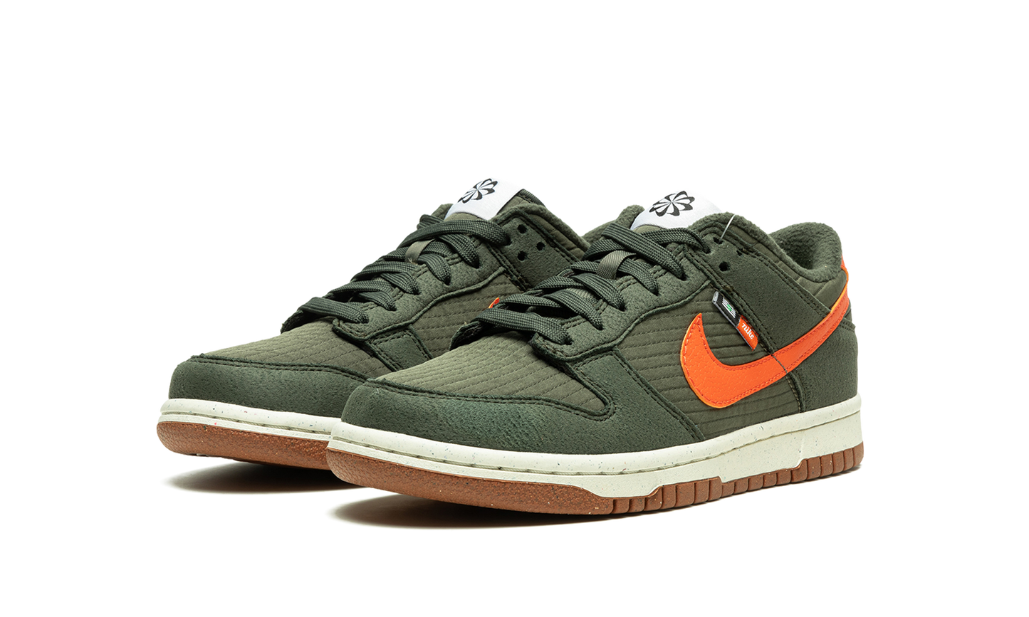 Dunk Low GS "Toasty Sequoia" DC9561 300