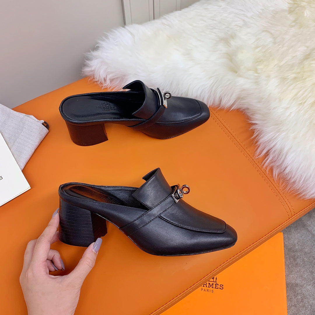 HM Blossom Mule 65mm Black Sheepskin 546303