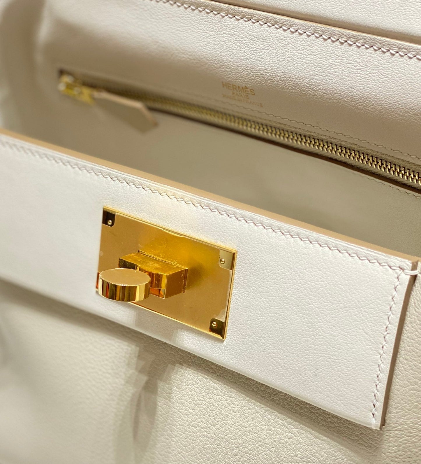 HM Mini 24 Sur 24 Bag 21cm White Swift Cowhide Gold Hardware 250270