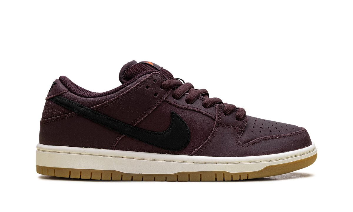 SB Dunk Low Pro "Burgundy Crush" IO2304 600