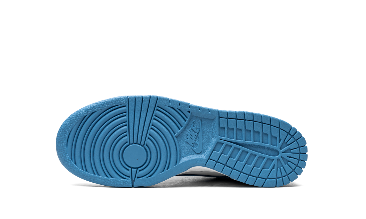 Dunk Low GS "UNC 2021" CW1590 103
