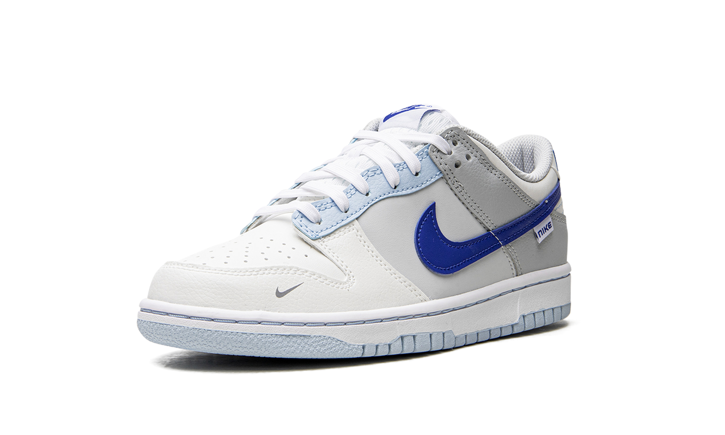 Dunk Low GS "Ivory / Hyper Royal" FB1843 141