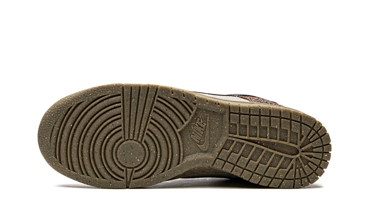 Dunk Low "Safari Golden Moss" DX2654 200