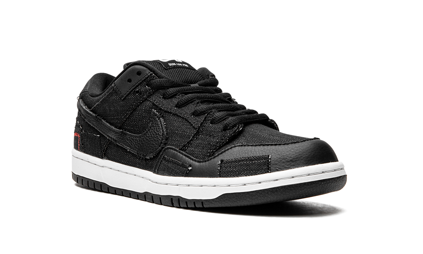 SB Dunk Low "Wasted Youth - Special Box" DD8386 001a