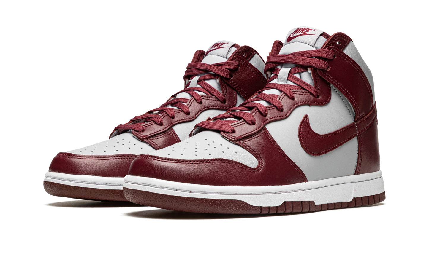 Dunk Hi Retro "Dark Beetroot" DD1399 600