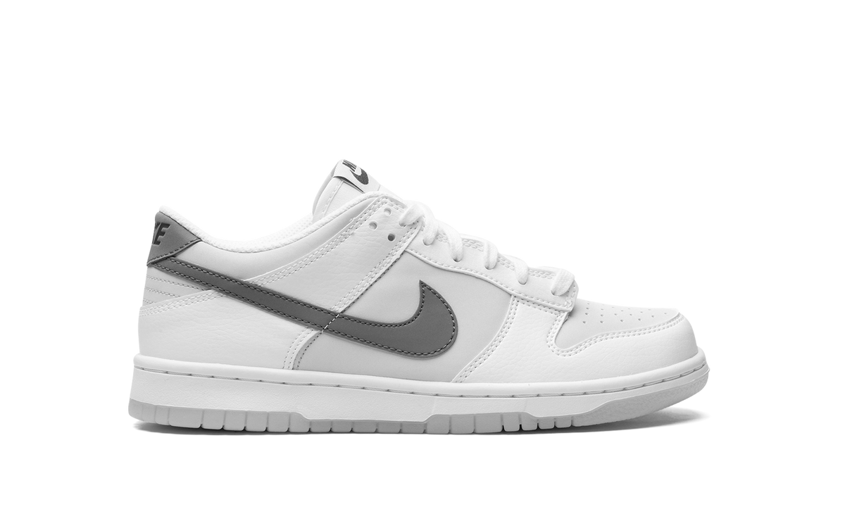 Dunk Low GS "Reflective Swoosh" FV0365 100