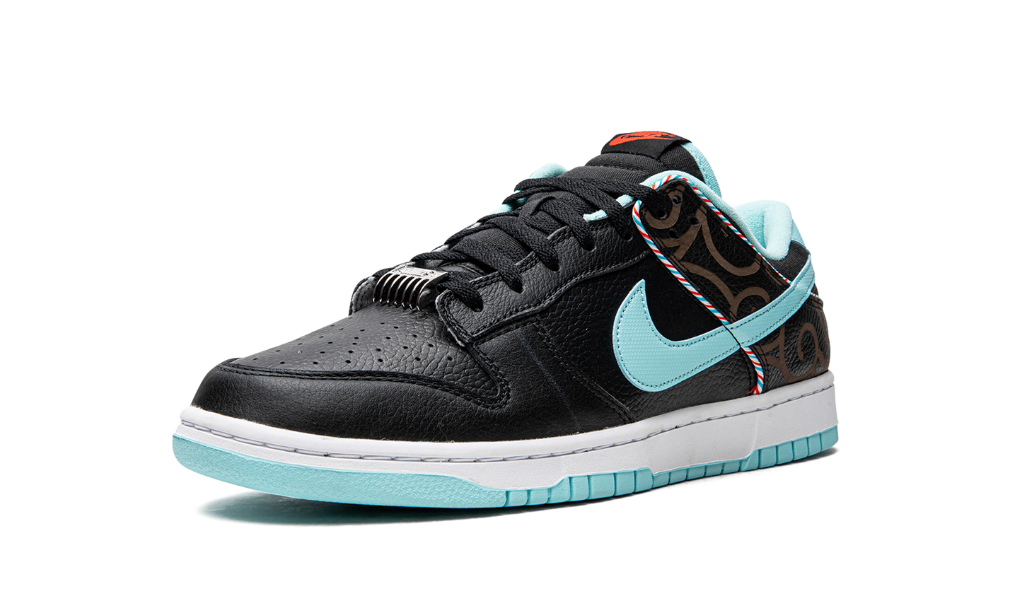 Dunk Low "Barbershop" DH7614 001