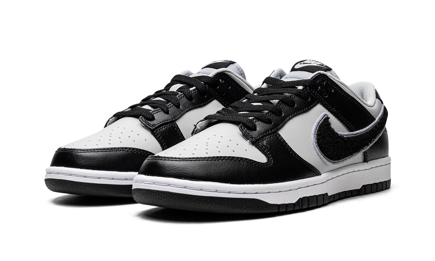 Dunk Low "Chenille Swoosh Black Grey" DQ7683 001