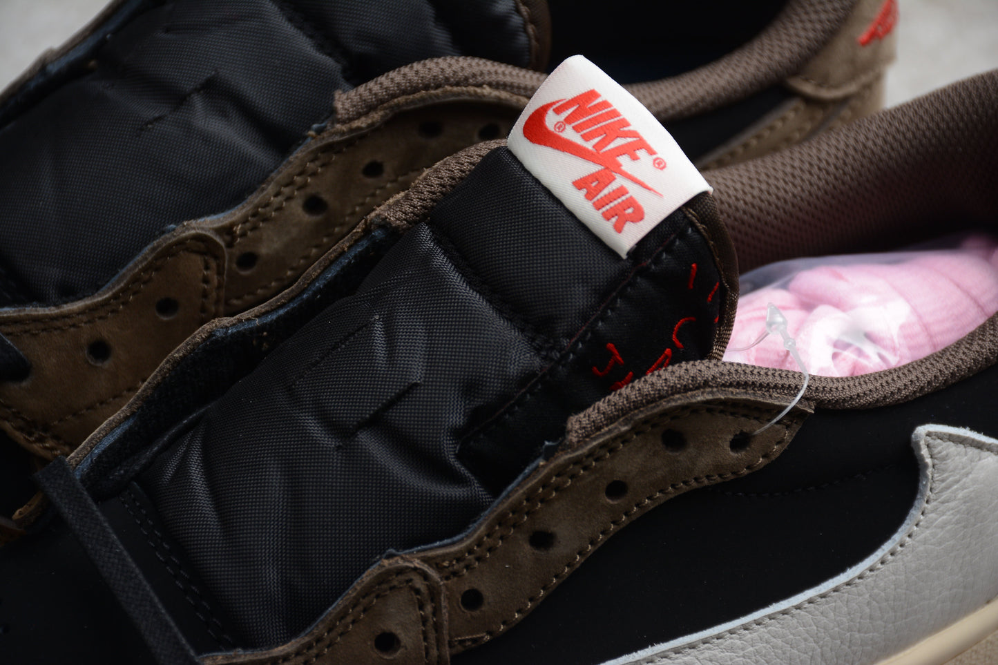AJ 1 Retro Low OG SP Travis Scott Mocha
