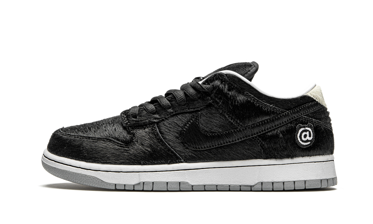 SB Dunk Low "Medicom Toy - BE@RBRICK" CZ5127 001