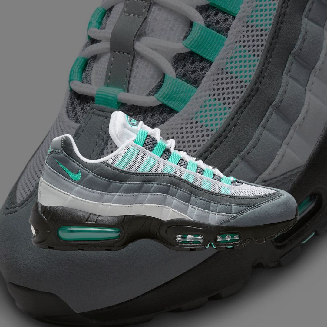 Air Max 95 Hyper Turquoise