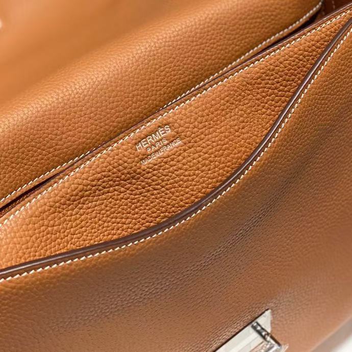 HM Steve Light Junior Messenger Bag Tan Togo Calfskin