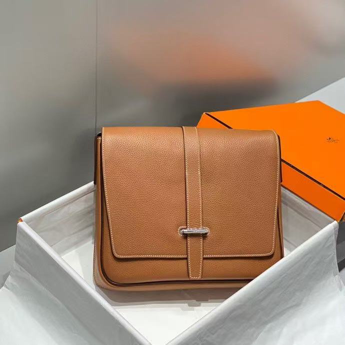 HM 26s Steve Light Junior Messenger Bag Tan Togo Calfskin