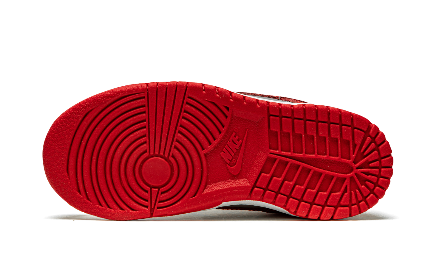Dunk Low TD "UNLV" CW1589 002
