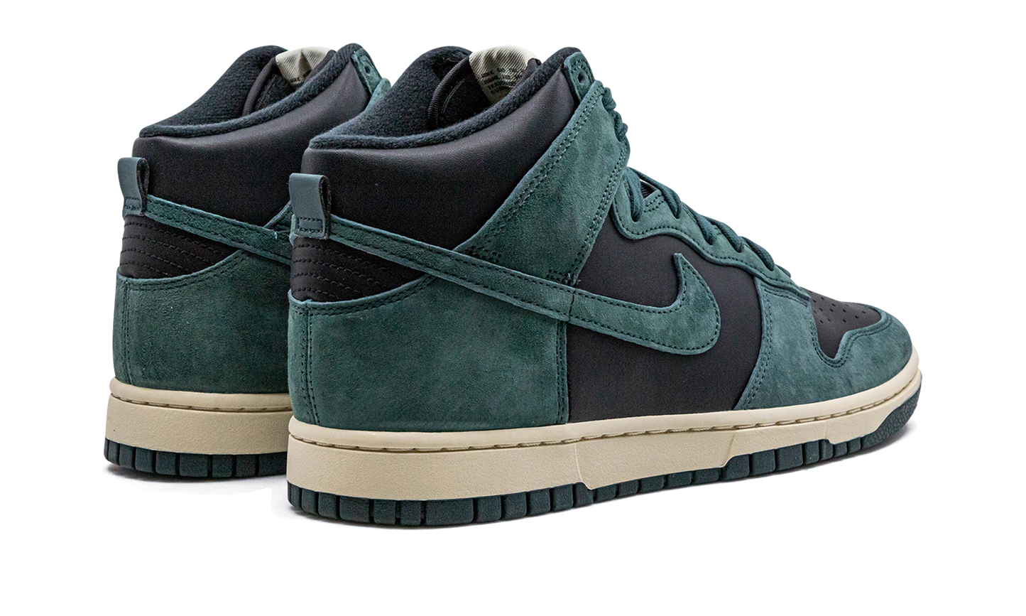 Dunk High "Faded Spruce" DQ7679 002