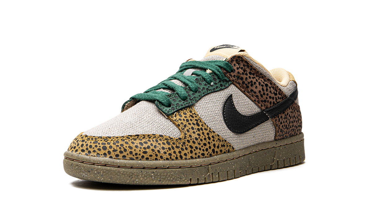 Dunk Low "Safari Golden Moss" DX2654 200