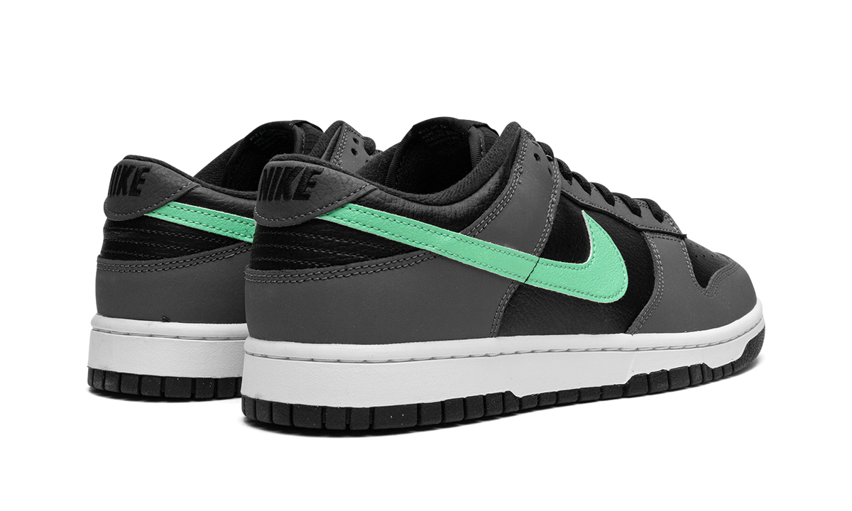 Dunk Low Retro "Black / Green Glow" FB3359 001