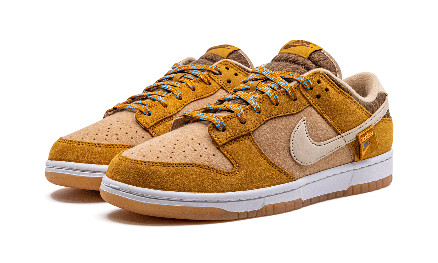 Dunk Low SE "Teddy Bear Praline" DZ5350 288