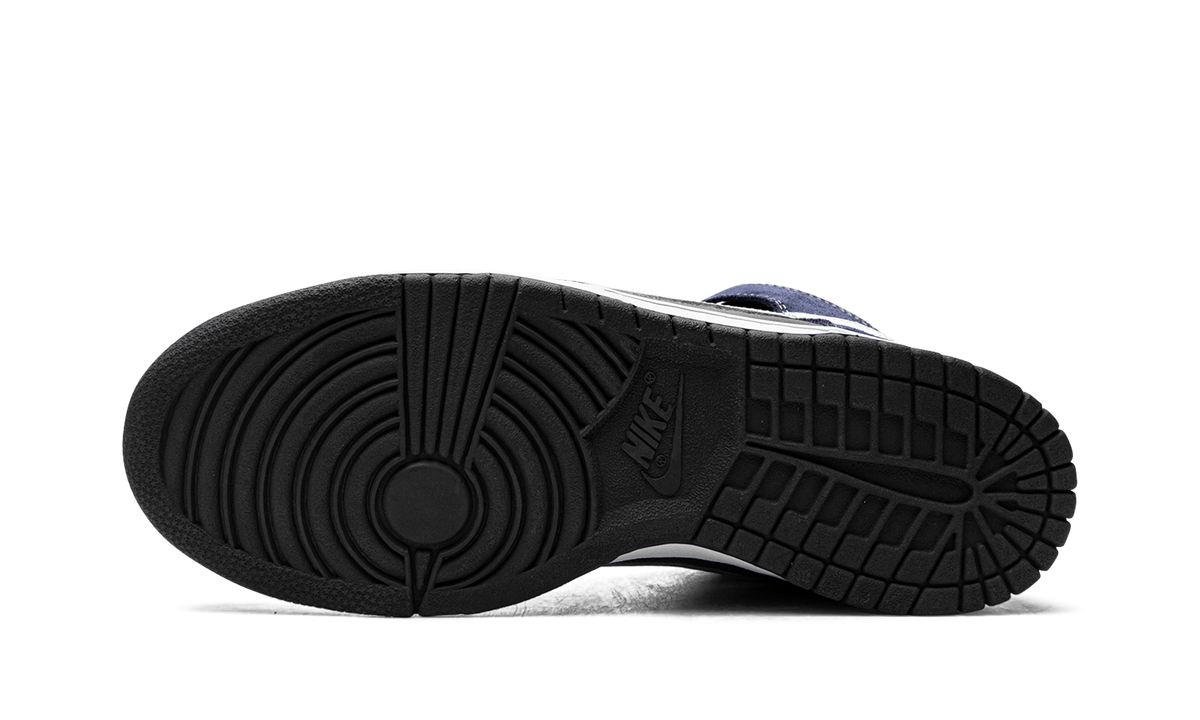 Dunk High Pro SB "UnFutura" 305050 015