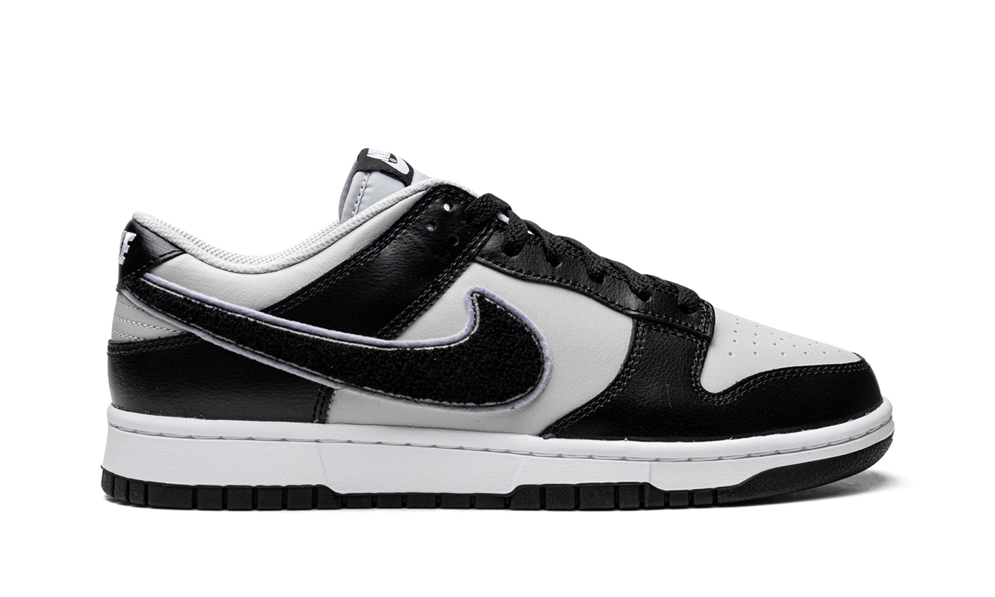 Dunk Low "Chenille Swoosh Black Grey" DQ7683 001