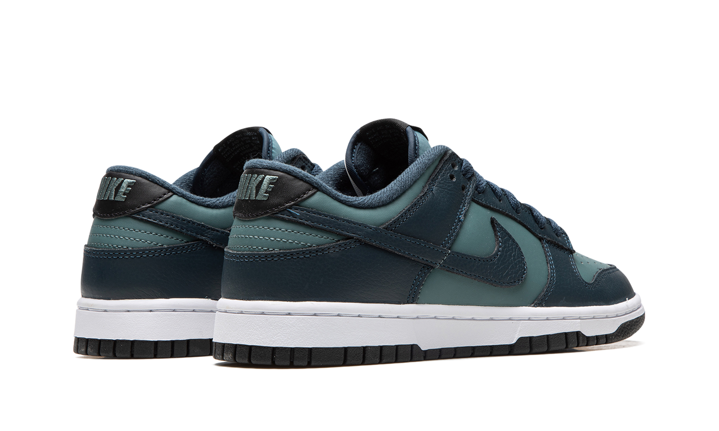 Dunk Low PRM "Armory Navy" DR9705 300