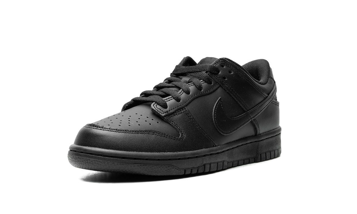 Dunk Low GS "Triple Black" FB9109 009