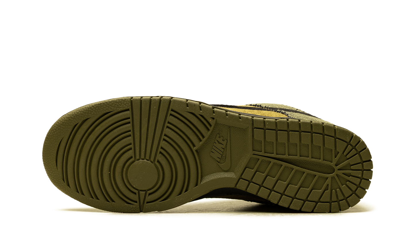 Dunk Low Retro SE "Camo Olive" HV4452 300