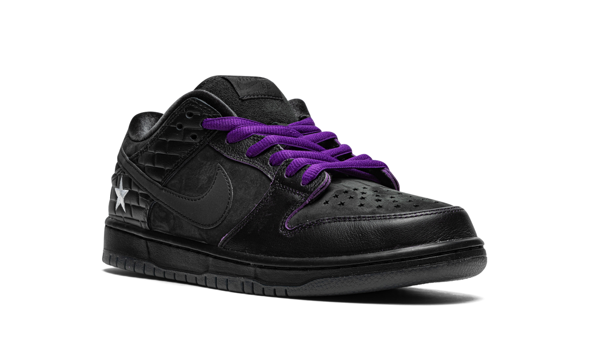 SB Dunk Low "Familia First Avenue" DJ1159 001