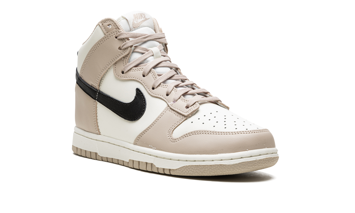 DUNK HIGH WMNS "Fossil Stone" DD1869 200