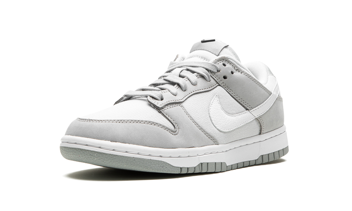 DUNK LOW LX NBHD WMNS "Light Smoke Grey" FB7720 002